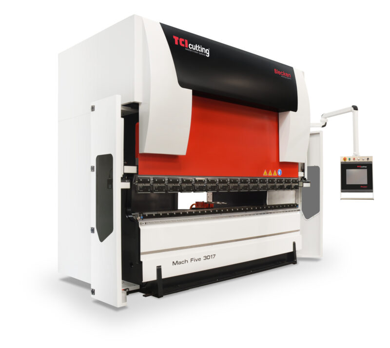 RS100 Mach Five 170T frontal lpr 3