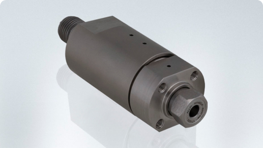 High-pressure waterjet fitting rated 4000 bar with machined metal face